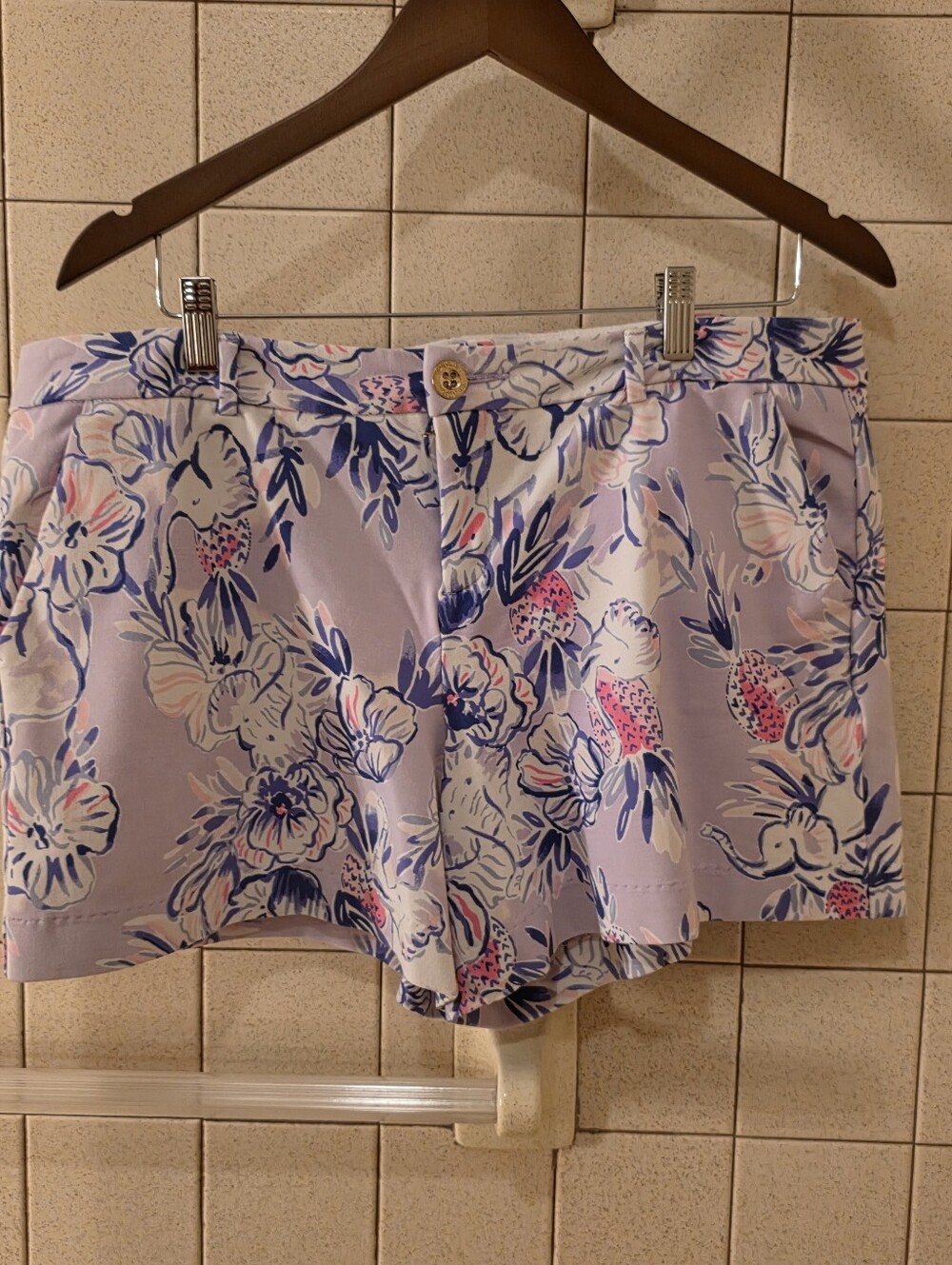 LILLY PULITZER womans Floral Print Lavender Lined Shorts. Sz 16